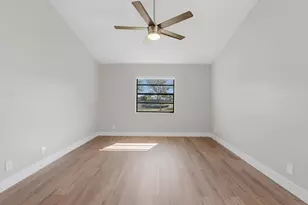 7838 Sunflower Dr, Margate, FL 33063 - Photo 20