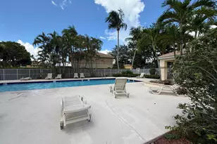 369 River Bluff Ln, West Palm Beach, FL 33411 - Photo 36