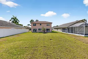 6205 Balmy Ct, Boynton Beach, FL 33472 - Photo 2