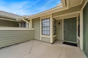 1532 SE Gurley Ct, Port Saint Lucie, FL 34952 - Photo 4