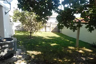 7614 S Olive Ave, West Palm Beach, FL 33405 - Photo 4