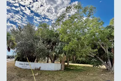 401 SW Tulip Boulevard, Port Saint Lucie, FL 34953 - Photo 4