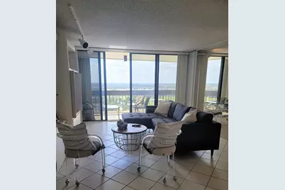 2000 Presidential Way #2006, West Palm Beach, FL 33401 - Photo 2