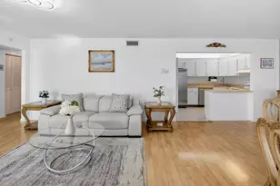 321 Knotty Pine Cir, Greenacres, FL 33463 - Photo 1