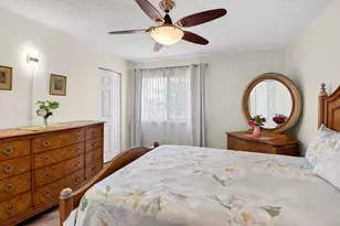 321 Knotty Pine Cir, Greenacres, FL 33463 - Photo 20