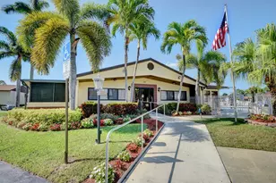321 Knotty Pine Cir, Greenacres, FL 33463 - Photo 40