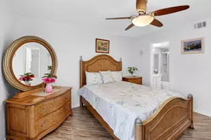 321 Knotty Pine Cir, Greenacres, FL 33463 - Photo 20