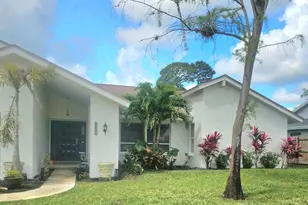 14060 Greentree Dr, Wellington, FL 33414 - Photo 1