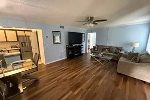 301 Pine Ridge Cir, Greenacres, FL 33463 - Photo 4