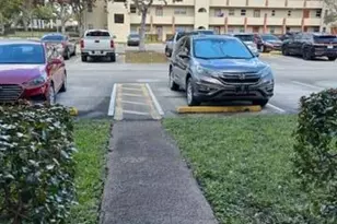 2900 Sunrise Lakes Dr W, Sunrise, FL 33322 - Photo 6