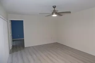 619 6th Terrace, Palm Beach Gardens, FL 33418 - Photo 2