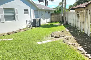 12191 Broadleaf Ct, Wellington, FL 33414 - Photo 34