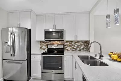 7142 Golf Colony Court #206, Lake Worth Beach, FL 33467 - Photo 6