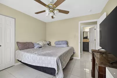 102 Brook Woode Court, Royal Palm Beach, FL 33411 - Photo 24