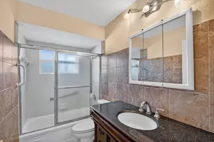 374 Bennington Ln, Lake Worth, FL 33467 - Photo 6