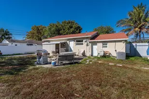 3914 Serubi Ave, Palm Springs, FL 33461 - Photo 22