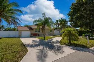 3914 Serubi Ave, Palm Springs, FL 33461 - Photo 4