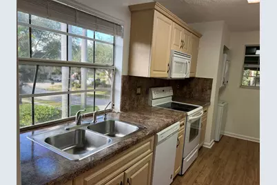 6622 Via Regina, Boca Raton, FL 33433 - Photo 2