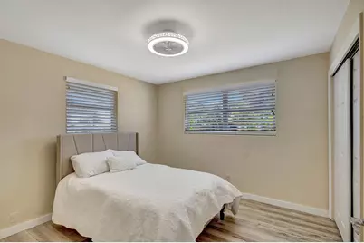 140 W 31st Court, West Palm Beach, FL 33404 - Photo 36