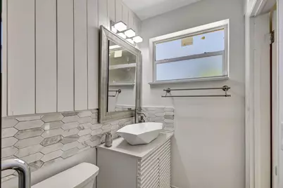 140 W 31st Court, West Palm Beach, FL 33404 - Photo 22