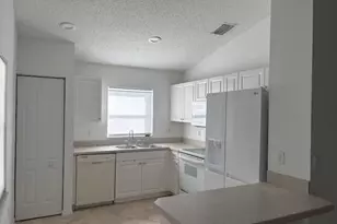 304 SW North Shore Blvd N, Port Saint Lucie, FL 34986 - Photo 8