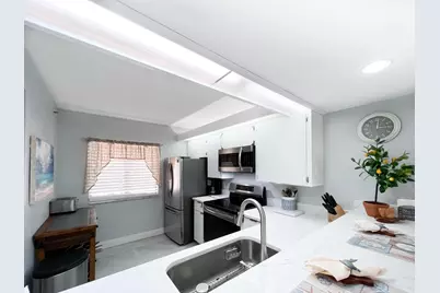 301 Ocean Bluffs Boulevard #202, Jupiter, FL 33477 - Photo 4