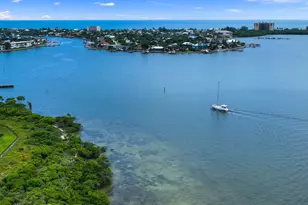 27 Harbour Isle Dr W, Fort Pierce, FL 34949 - Photo 70