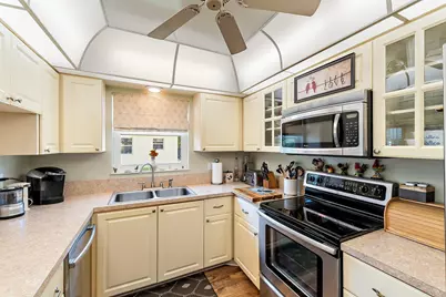 2950 SE Ocean Blvd. #135-8, Stuart, FL 34996 - Photo 10