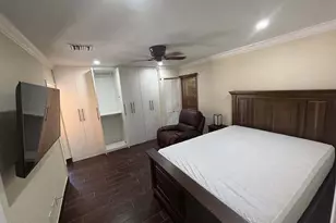 1257 SE Airoso Blvd, Port Saint Lucie, FL 34983 - Photo 6