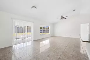 990 SW Versailles Ave, Port Saint Lucie, FL 34953 - Photo 14