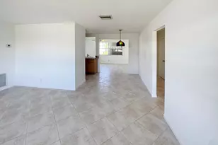 514 SW 20th St, Boynton Beach, FL 33426 - Photo 4