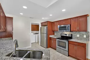 7 Aragon Ln, Port Saint Lucie, FL 34952 - Photo 8