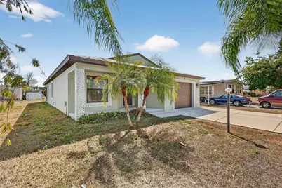 7 Aragon Lane, Port Saint Lucie, FL 34952 - Photo 2