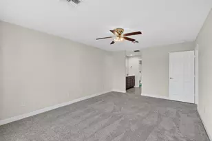 7 Aragon Ln, Port Saint Lucie, FL 34952 - Photo 22