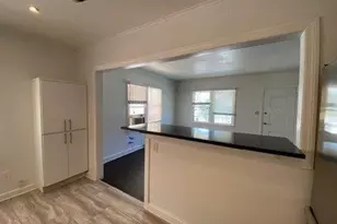 517 7th Ave N, Lake Worth Beach, FL 33460 - Photo 6