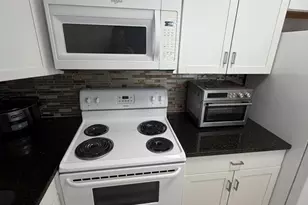 2004 Lake Osborne Dr, Lake Worth Beach, FL 33461 - Photo 12