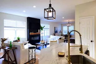 5915 NW Brianna Ct, Port Saint Lucie, FL 34986 - Photo 4