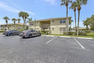 1538 SE Royal Green Cir, Port Saint Lucie, FL 34952 - Photo 22