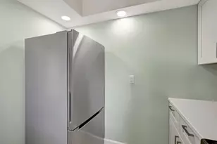 1538 SE Royal Green Cir, Port Saint Lucie, FL 34952 - Photo 10