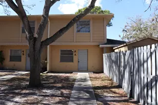 2016 S 10th St, Fort Pierce, FL 34950 - Photo 1