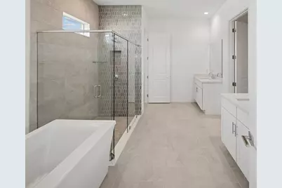 2810 68th Street, Vero Beach, FL  - Photo 8