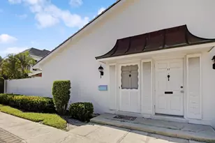 136 Yacht Club Dr, North Palm Beach, FL 33408 - Photo 2