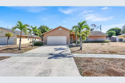 105 Sunflower Circle, Royal Palm Beach, FL 33411 - Photo 2