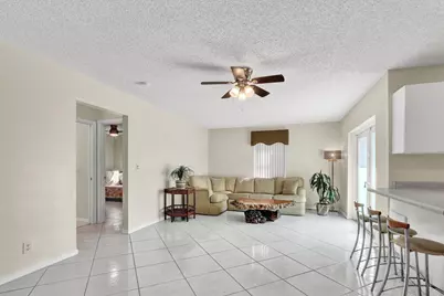 105 Sunflower Circle, Royal Palm Beach, FL 33411 - Photo 16