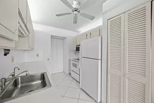 13665 Via Aurora, Delray Beach, FL 33484 - Photo 30