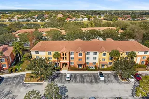 6769 Heritage Grande, Boynton Beach, FL 33437 - Photo 2