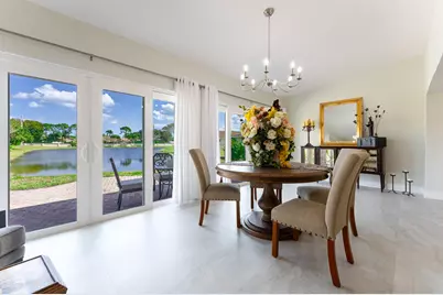 10370 Greentrail Drive N, Boynton Beach, FL 33436 - Photo 18