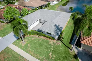 10370 Greentrail Dr N, Boynton Beach, FL 33436 - Photo 40