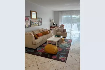 510 Prosperity Farms Road #8b, North Palm Beach, FL 33408 - Photo 2