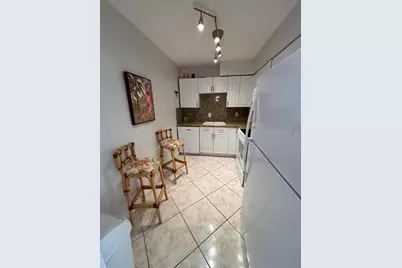 510 Prosperity Farms Road #8b, North Palm Beach, FL 33408 - Photo 4